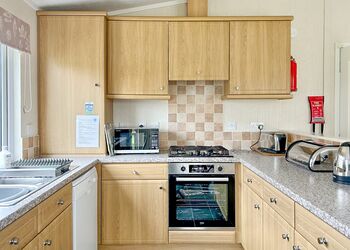 Country Lodge Six Spa - Bossiney Bay, Tintagel