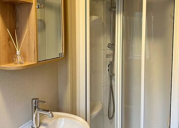 Country Holiday Home Platinum Four Spa - Bossiney Bay, Tintagel