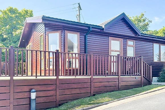 Country Holiday Home Platinum Four 