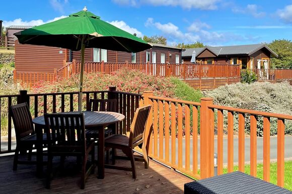 Country Holiday Home Platinum Four Spa - Bossiney Bay, Tintagel