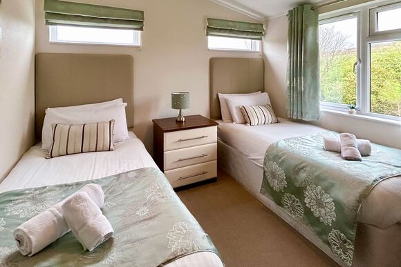 Country Lodge Four Platinum - Bossiney Bay, Tintagel