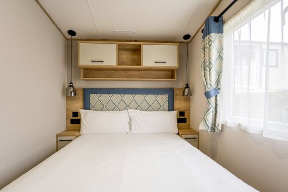 Gold  3 Caravan with Decking Pet Friendly - Bowland Fell Park, Tosside, Nr Skipton