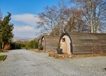 Superior Glamping Pod (electric HT) - Braidhaugh Park, Crieff