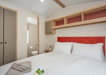 Comfort 2 Bedroom Caravan Hot Tub (Pet) - Braidhaugh Park, Crieff