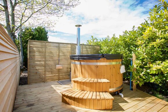 Superior glamping pod (wood fired HT) Pet - Braidhaugh Park, Crieff