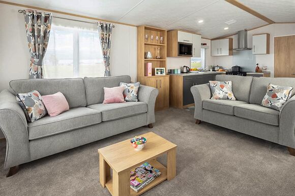 Comfort Plus Caravan Hot Tub 4 - Brokerswood Holiday Park, Westbury, nr Longleat