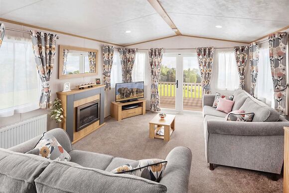 Comfort Plus Caravan Hot Tub 4 - Brokerswood Holiday Park, Westbury, nr Longleat