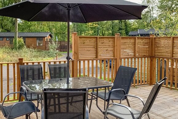 Superior Holiday Home 6 - Brokerswood Holiday Park, Westbury, nr Longleat