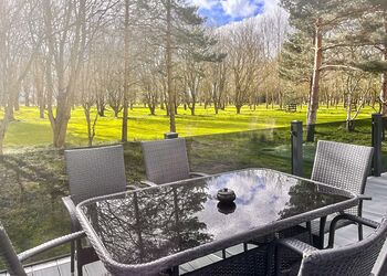 Fallow Lodge - Bredon View, Pershore