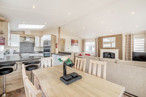 Sea View Lodge 3 Pet Friendly - Brighouse Bay Holiday Park, Kirkcudbright