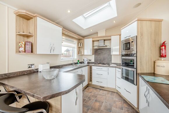 Sea View Lodge 3 Pet Friendly - Brighouse Bay Holiday Park, Kirkcudbright