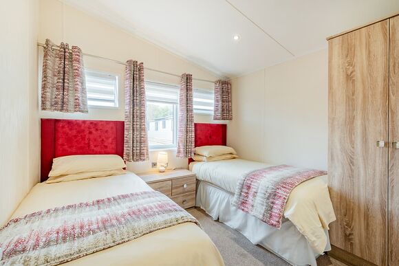 Sea View Lodge 3 Pet Friendly - Brighouse Bay Holiday Park, Kirkcudbright