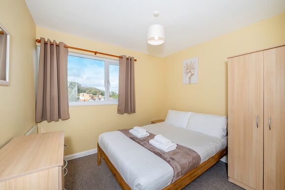 Silver 2 Bedroom Apartment Pet - Brixham Holiday Park, Brixham, Torbay