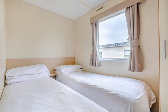 Silver 2 Bedroom Caravan - Brixham Holiday Park, Brixham, Torbay