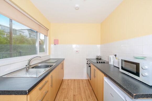 Silver 2 Bedroom Apartment - Brixham Holiday Park, Brixham, Torbay