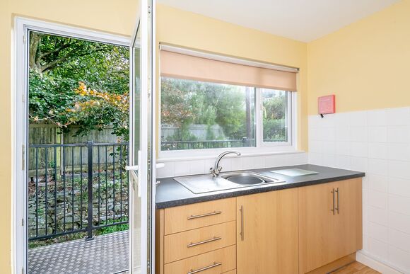 Silver 2 Bedroom Apartment - Brixham Holiday Park, Brixham, Torbay