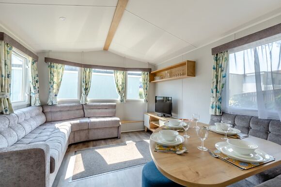 Gold 3 Bedroom Caravan Pet - Brixham Holiday Park, Brixham, Torbay