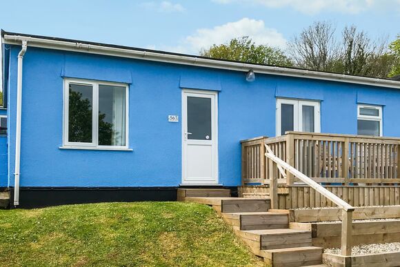 Platinum 3 Bedroom Chalet Pet - Brixham Holiday Park, Brixham, Torbay