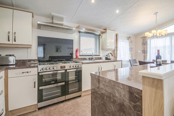 Gold 2 Lodge 2 Pet Friendly - Broadland Sands, Corton, Lowestoft