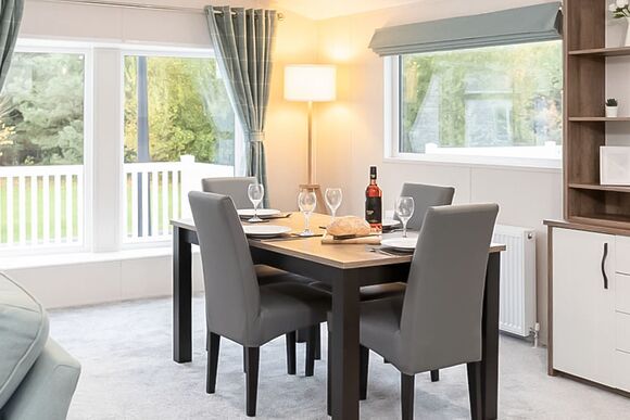 Platinum Lodge 2 Sleeps 4 Pet Friendly - Broadland Sands, Corton, Lowestoft