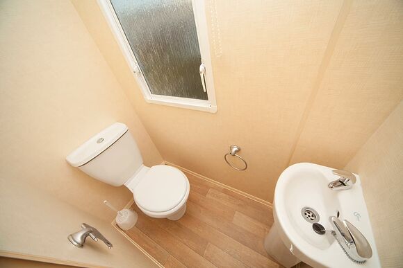 Silver  3 Caravan (Pet Friendly) - Broadland Sands, Corton, Lowestoft