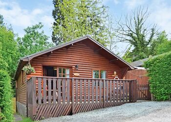 Redwood Boutique Lodge - Brookside Leisure Park, Bron-y-Garth, Oswestry