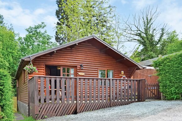 Redwood Boutique Lodge - Brookside Leisure Park, Bron-y-Garth, Oswestry