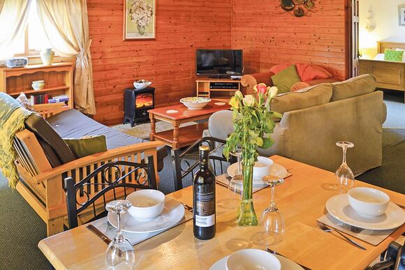 Holly Tree Lodge - Brookside Leisure Park, Bron-y-Garth, Oswestry