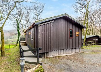 Heritage Lodge - Brockwood Hall Lodges, Millom