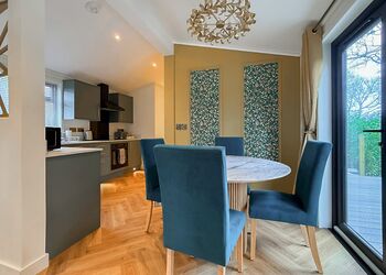 Peacock Place - Brockwood Hall Lodges, Millom