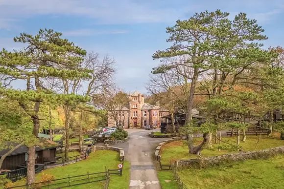 Brockwood Hall Lodges, Millom