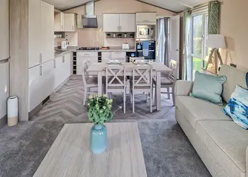 Silver 2 Bed Pet - Brightlingsea Holiday Park, Brightlingsea