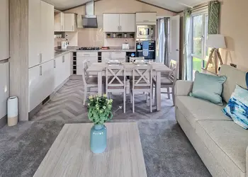 Silver 2 Bed Pet - Brightlingsea Holiday Park, Brightlingsea