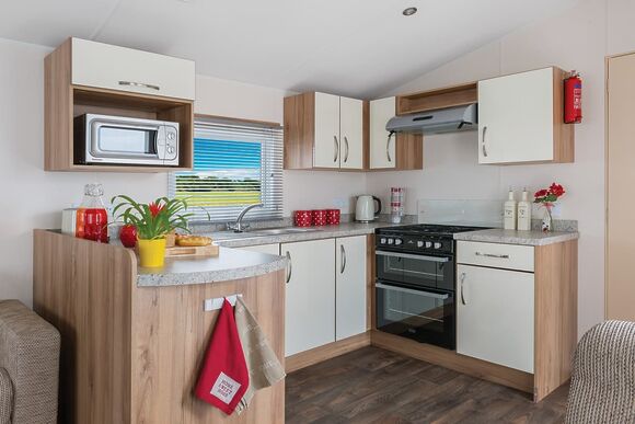 Bronze 2 Bedroom Pet - Brightlingsea Holiday Park, Brightlingsea