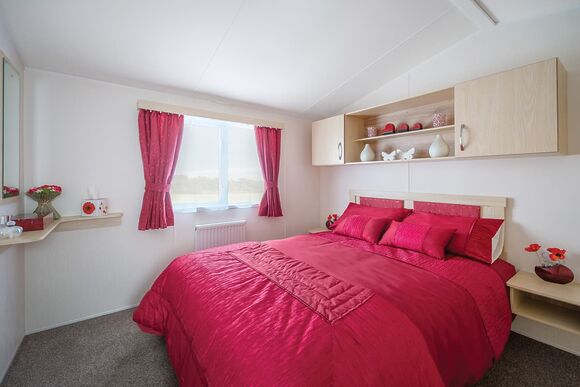 Bronze 2 Bedroom Pet - Brightlingsea Holiday Park, Brightlingsea