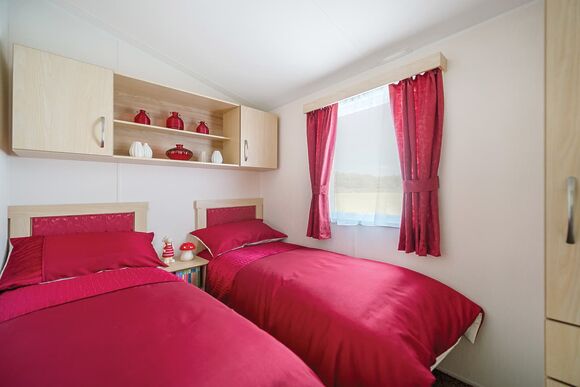 Bronze 2 Bedroom Pet - Brightlingsea Holiday Park, Brightlingsea