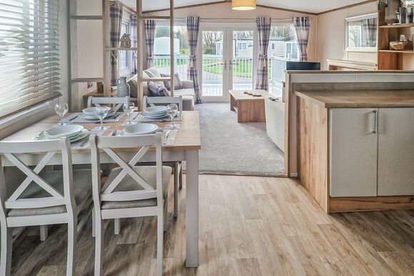 Platinum 3 Bed - Brightlingsea Holiday Park, Brightlingsea