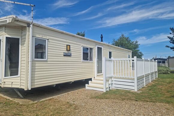 Bronze 2 Bed - Brightlingsea Holiday Park, Brightlingsea