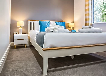 Indulgent 4 Berth Lodge with Roof Terrace HT (Pet) 