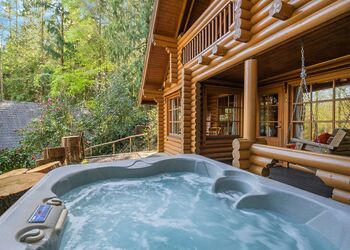 Woodpecker - Bulworthy Forest Lodges, Webbery, Bideford