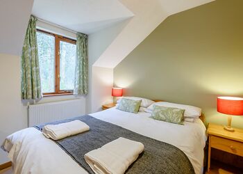 Honeysuckle - Bulworthy Forest Lodges, Webbery, Bideford