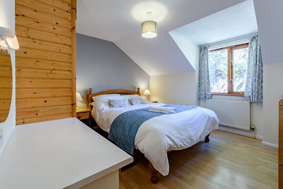 Chestnut - Bulworthy Forest Lodges, Webbery, Bideford