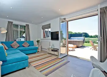 Summerleaze Garden Cottage 2 Spa - Bude Coastal Resort, Stratton, Nr Bude