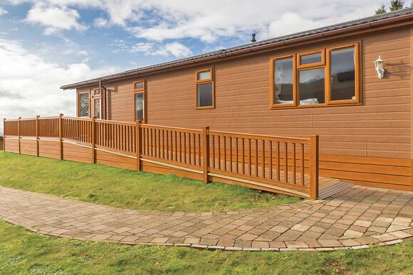 Cheddar Lodge Premier WF - Cheddar Woods Resort & Spa, Cheddar