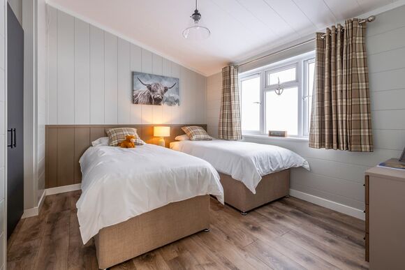 Wagtail Lodge - Bosworth Lakeside Lodges, Market Bosworth, near Nuneaton