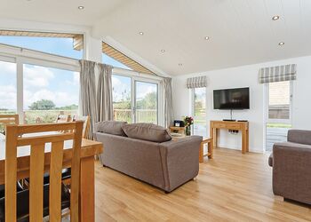 St Mary&rsquo;s - Caddy&rsquo;s Corner Lodges, Carnmenellis, Nr Falmouth