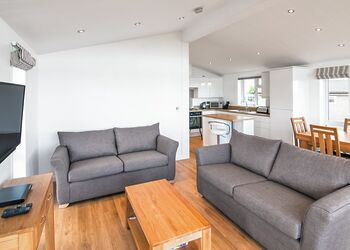 St Agnes - Caddy’s Corner Lodges, Carnmenellis, Nr Falmouth