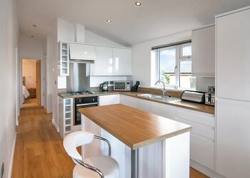 St Agnes - Caddy’s Corner Lodges, Carnmenellis, Nr Falmouth