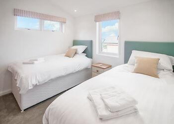 Tresco - Caddy’s Corner Lodges, Carnmenellis, Nr Falmouth