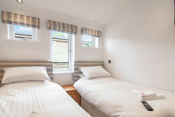 St Agnes - Caddy&rsquo;s Corner Lodges, Carnmenellis, Nr Falmouth